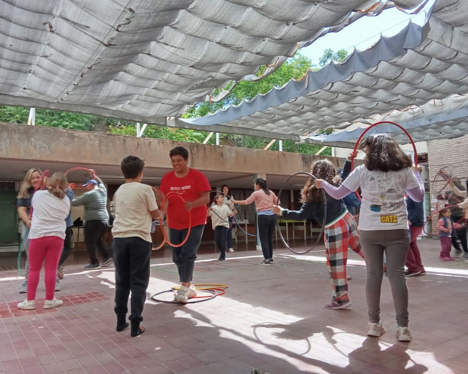 imagen Una escuela que late, crea y se expresa