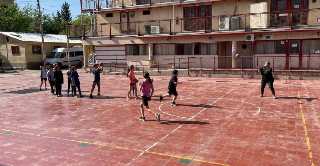 imagen Se puede descargar la ficha médica para Educación Física