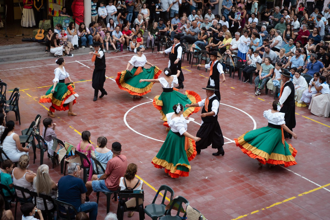 imagen La comunidad de la Escuela compartió la Peña 2025