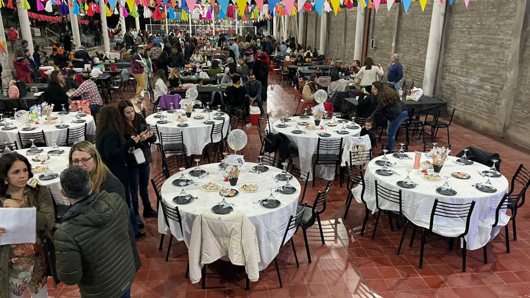 imagen La comunidad de la Escuela Carmen Vera Arenas celebró la Fiesta de la Familia  