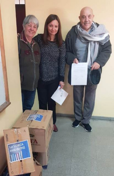 imagen Donación de libros a la escuela Federico García Lorca   